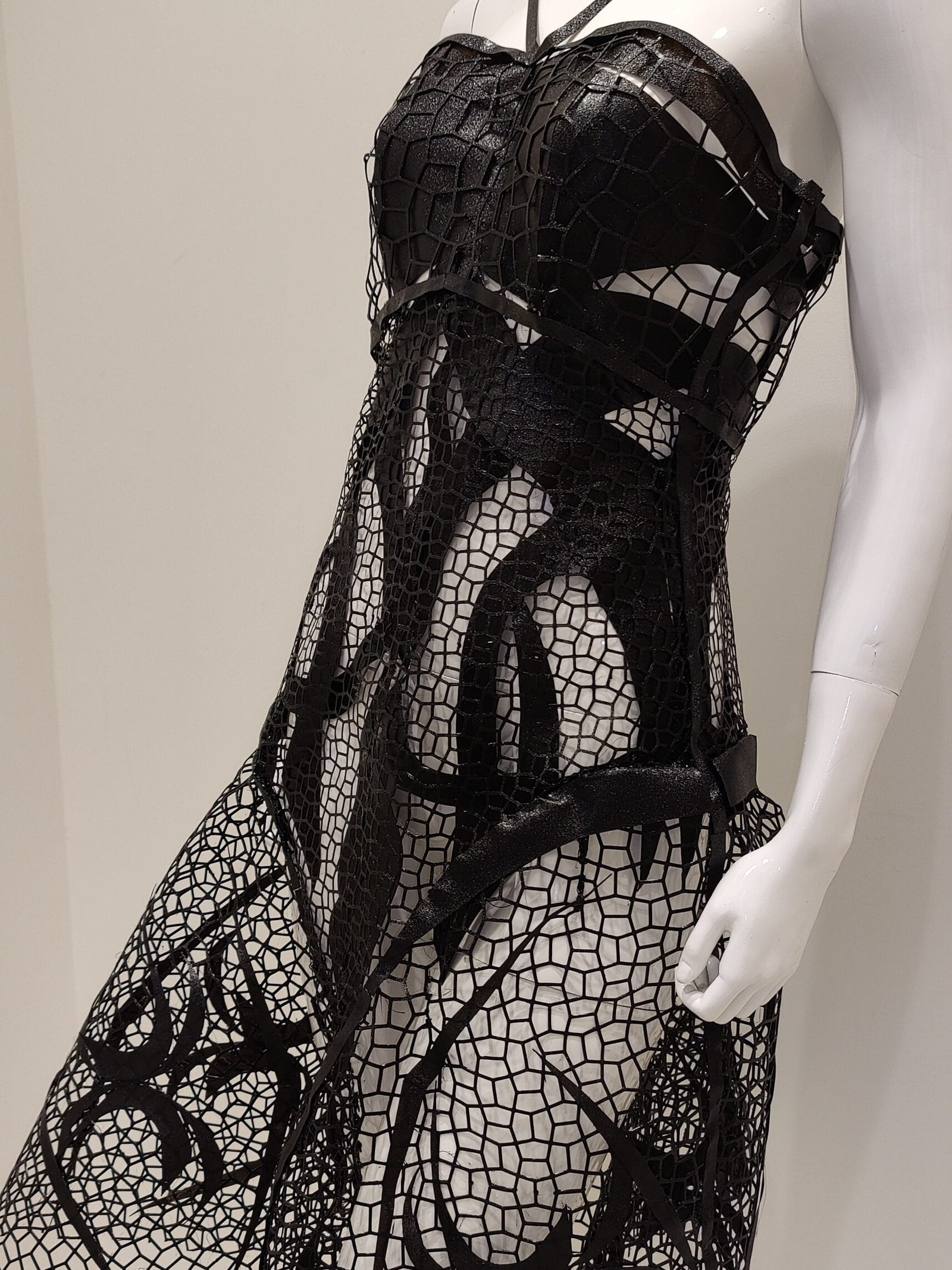 vestido hexaform totalmente impreso en tecnología 3d