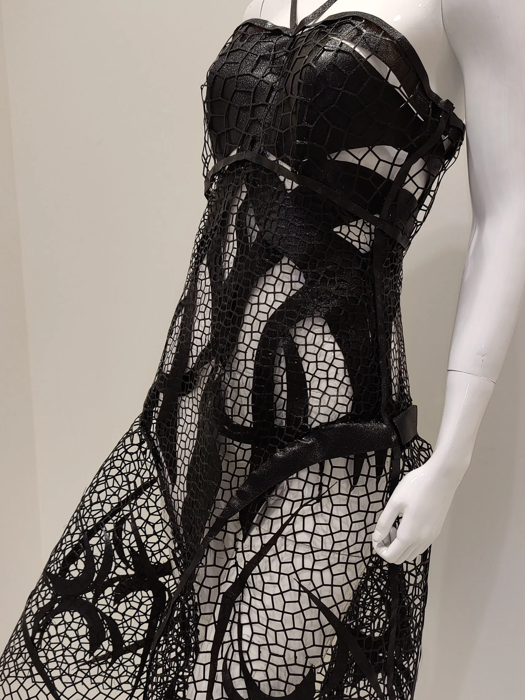 vestido hexaform totalmente impreso en tecnología 3d