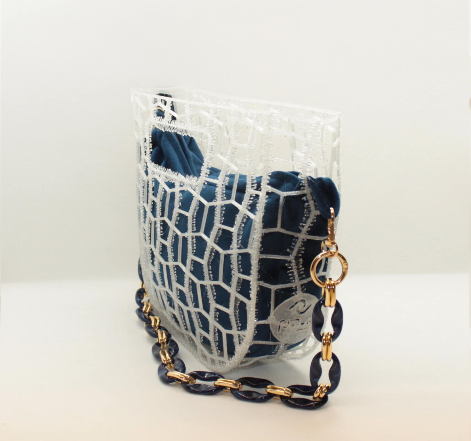 Bolso hecho impresión 3D con cadena