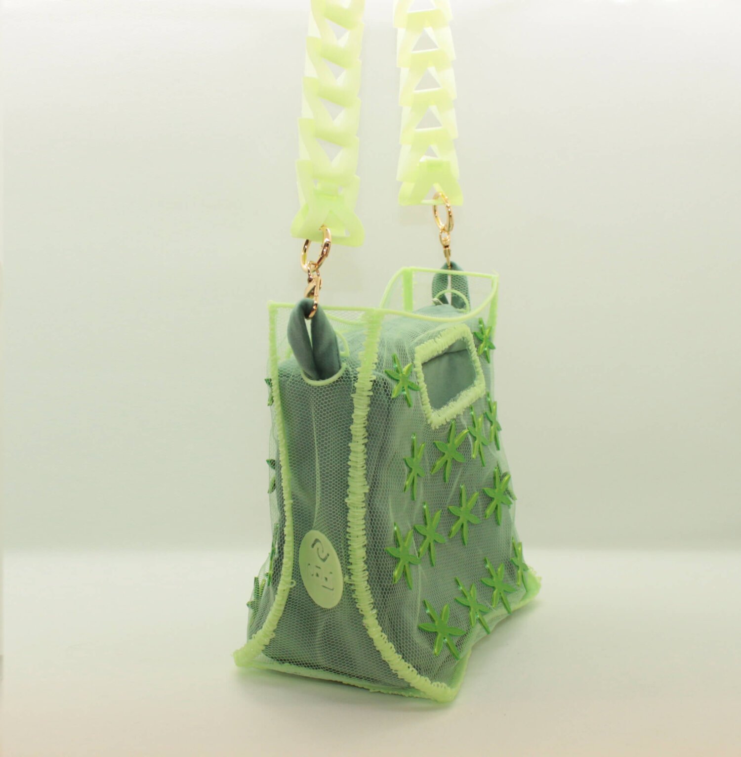 Bolso de impresión 3D sobre tul