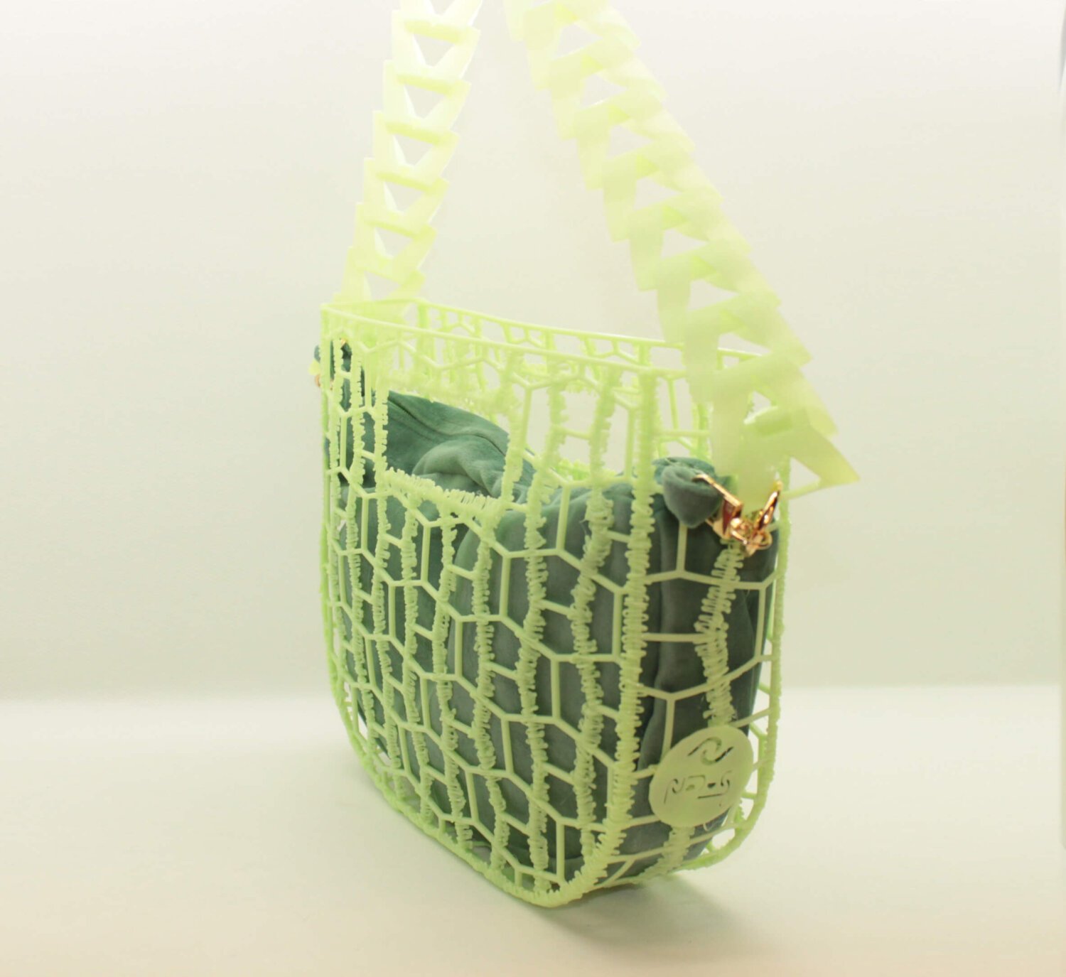 Bolso hecho impresión 3D con asa impresa