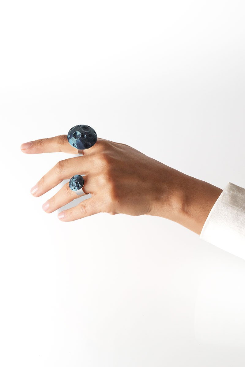 Sky Node Half Moon ring cyan